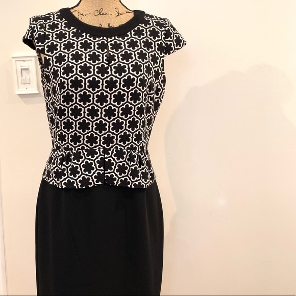 TAHARI Arthur S. Levine Dress - Picture 2 of 7